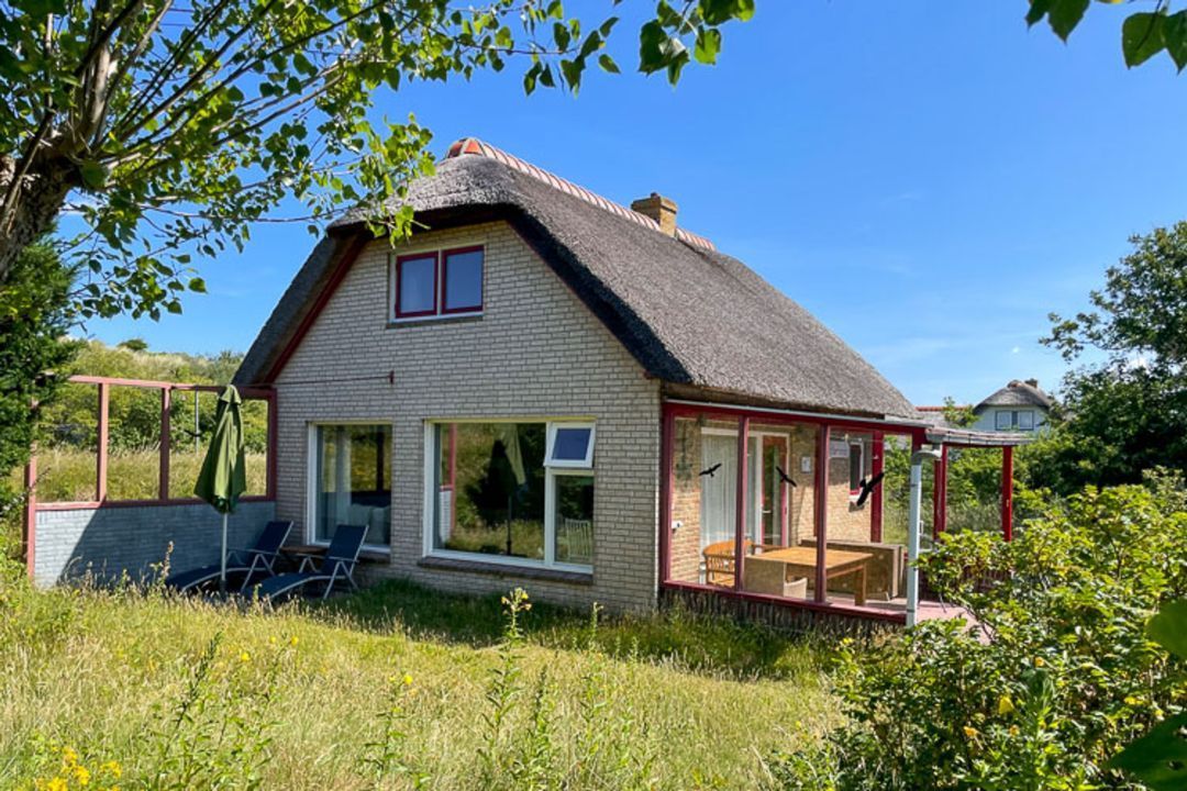 Ferienhaus Winterkoning – Ruhiger Dünenurlaub für 4 Personen
