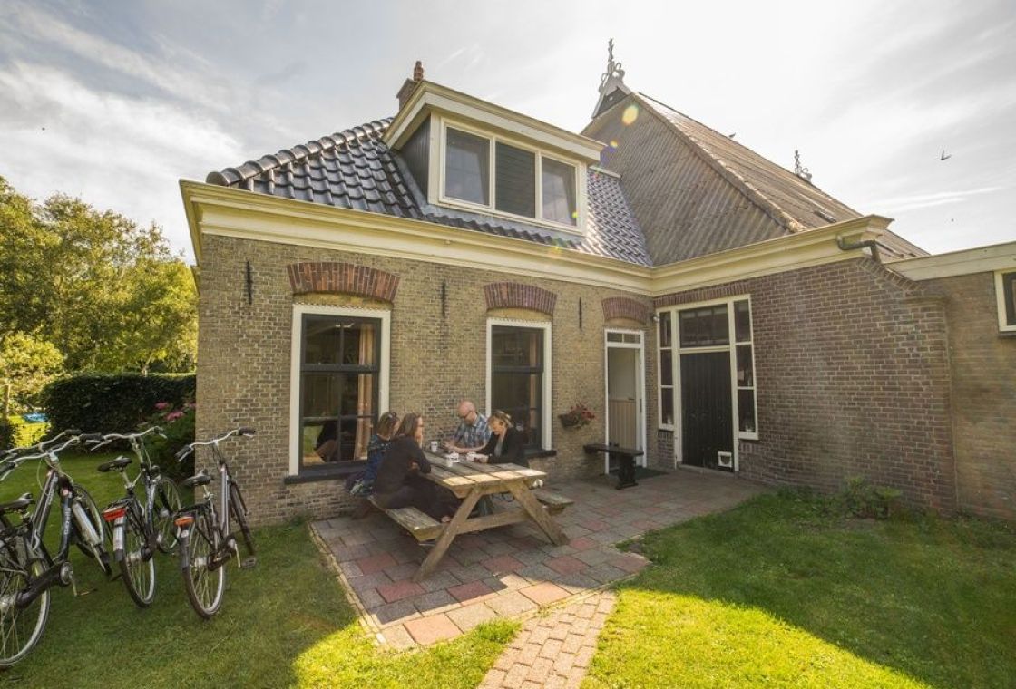 Ferienhaus It aude Hus Wast (das alte Haus West)