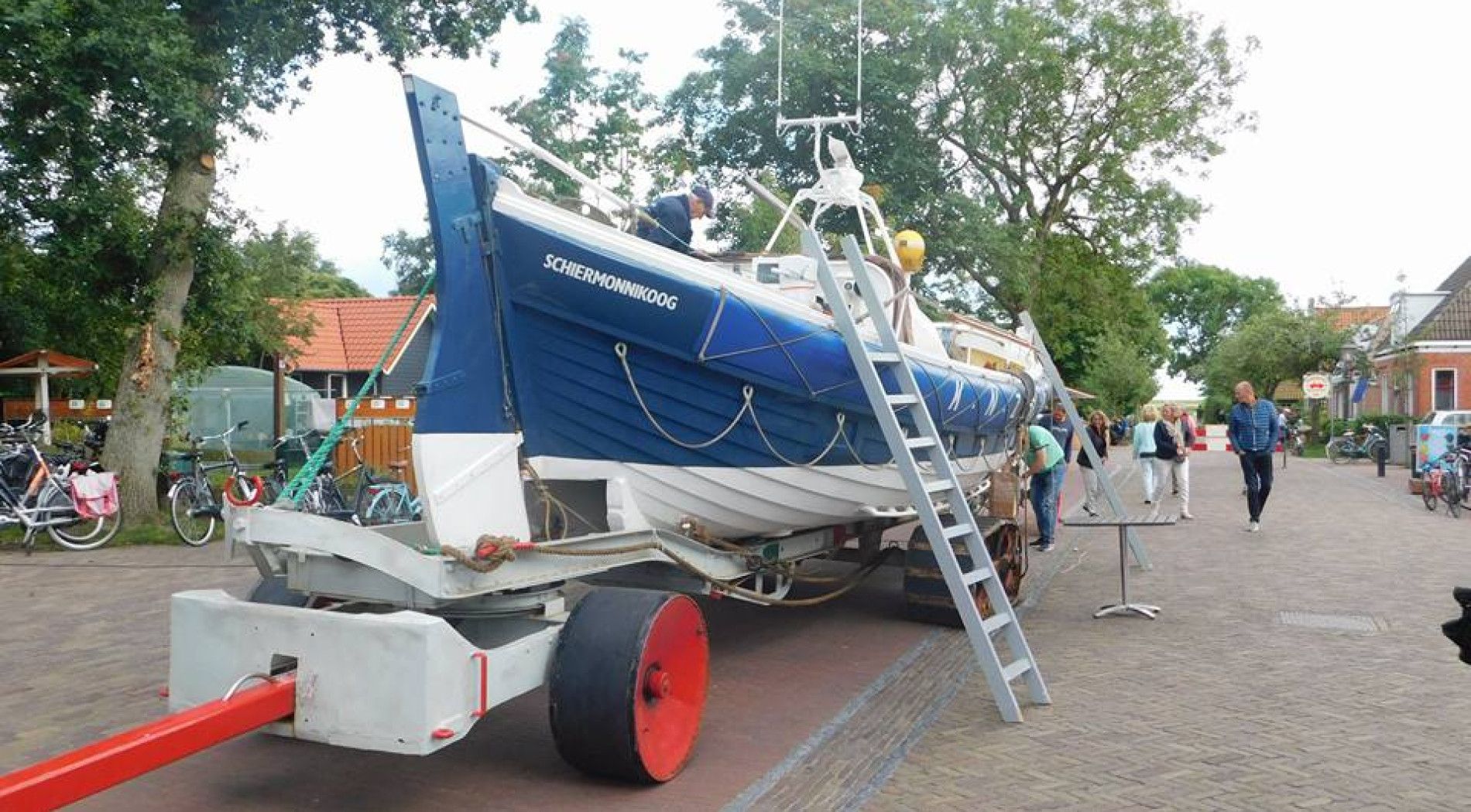 Die Willem Horsman auf dem Strúnmarkt von Schiermonnikoog